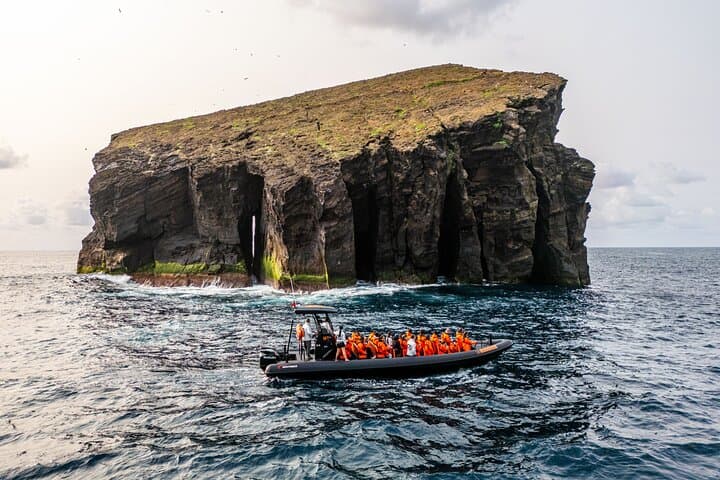 São Miguel : Private Bootstour zu den Mosteiros-Inseln