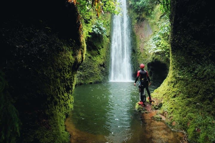 Privates Canyoning-Abenteuer nach Maß in São Miguel