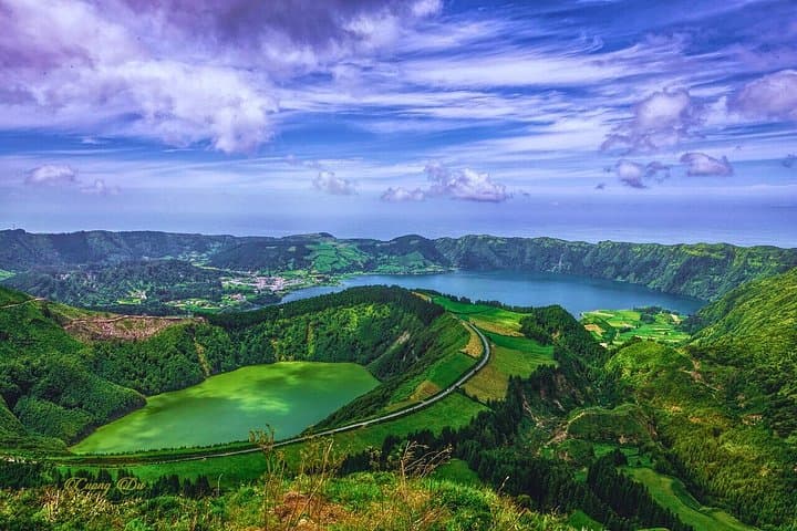 Sete Cidades & Mosteiros: West Coast São Miguel (Lunch Incl.)
