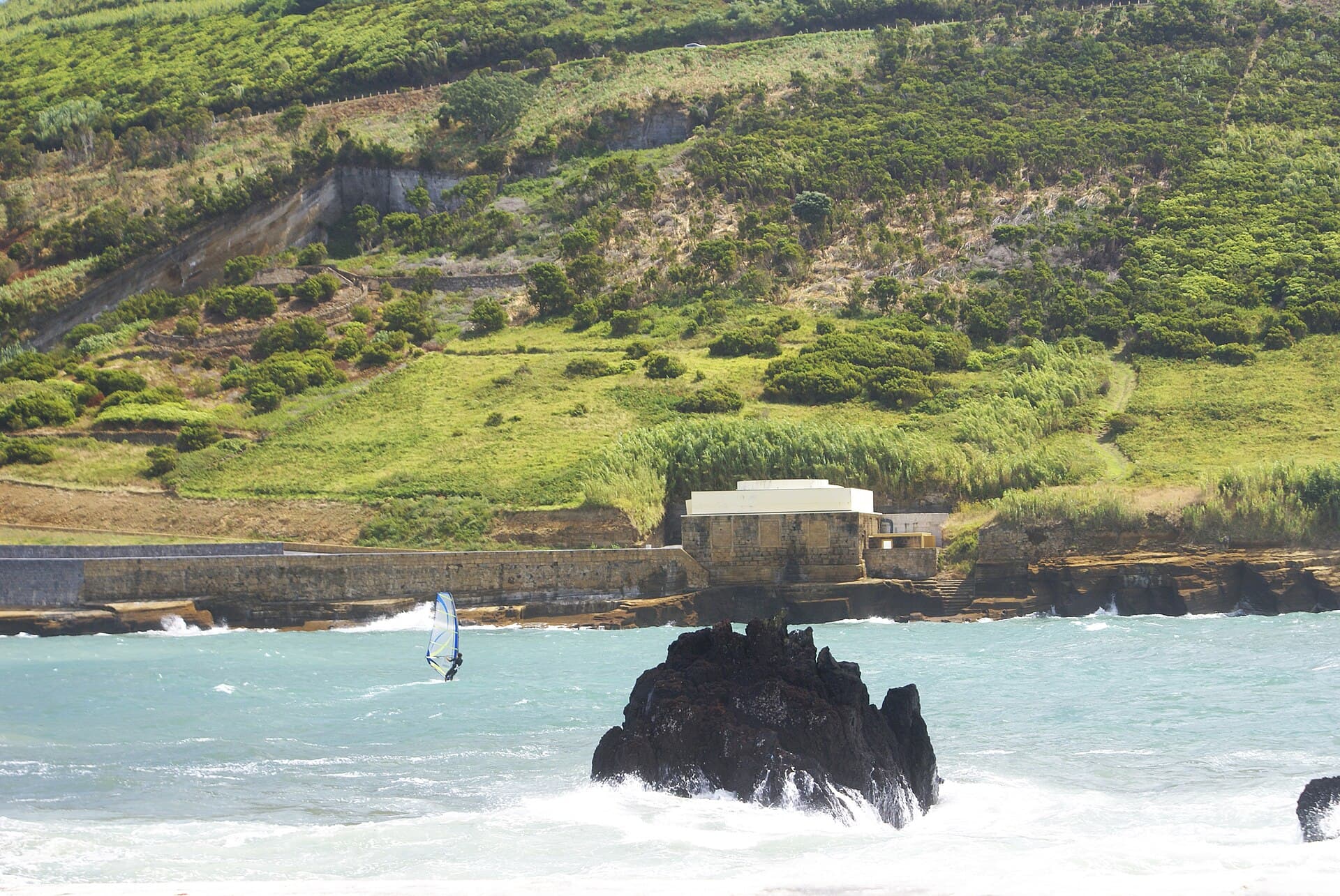 Praia do Porto Pim